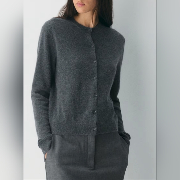 Cashmere Cache Sweaters - Cashmere Cache 100% 2-ply Cashmere Cardigan Gray Small/Medium